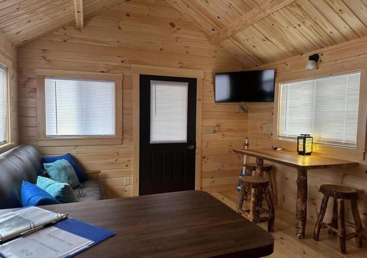 Get-Away Cabin In Surf City W Loft And Parking Экстерьер фото